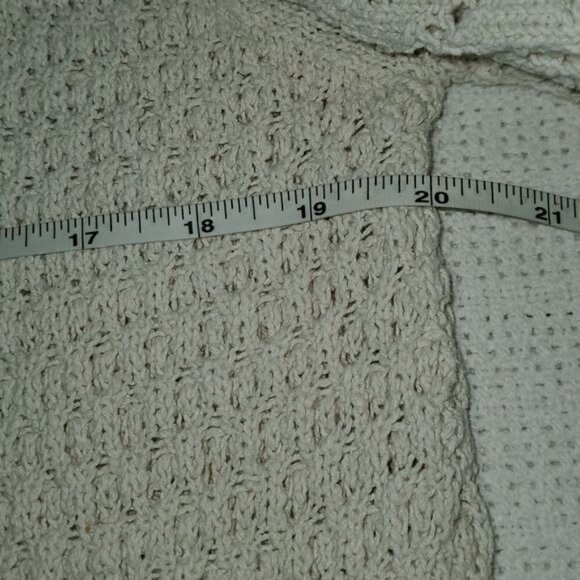 Zara Knit Sz. M Cream Knit Sweater Cardigan - Picture 10 of 11